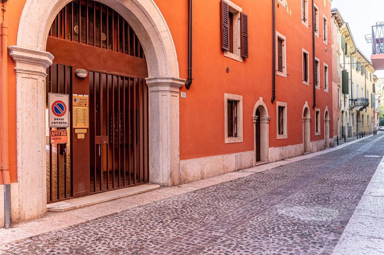 شقة Casa Nicola Ai Filippini فيرونا المظهر الخارجي الصورة
